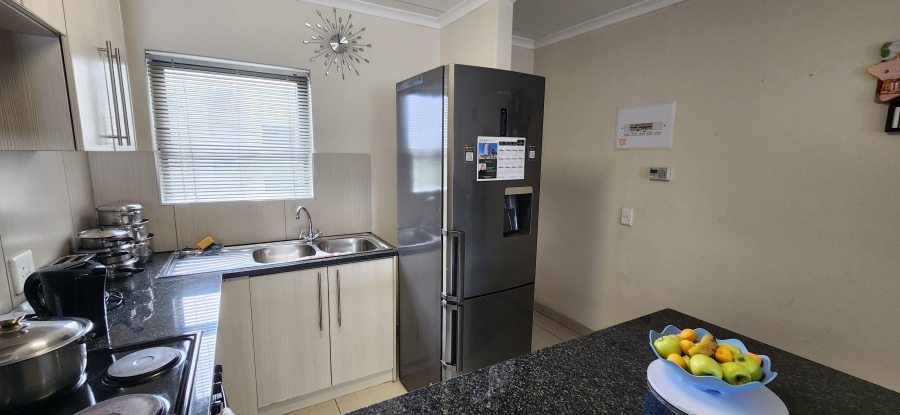 2 Bedroom Property for Sale in Parklands East Western Cape